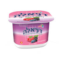 דניאלה מעדן גבינה ויוגורט מוקצף בטעם פירות יער 5% שטראוס 88 גרם